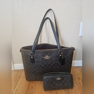 Coach Signature Brown Tote Bag